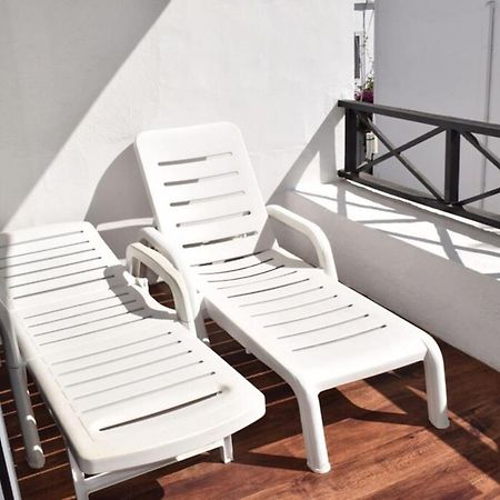 Apartamento Reni Tias Bagian luar foto