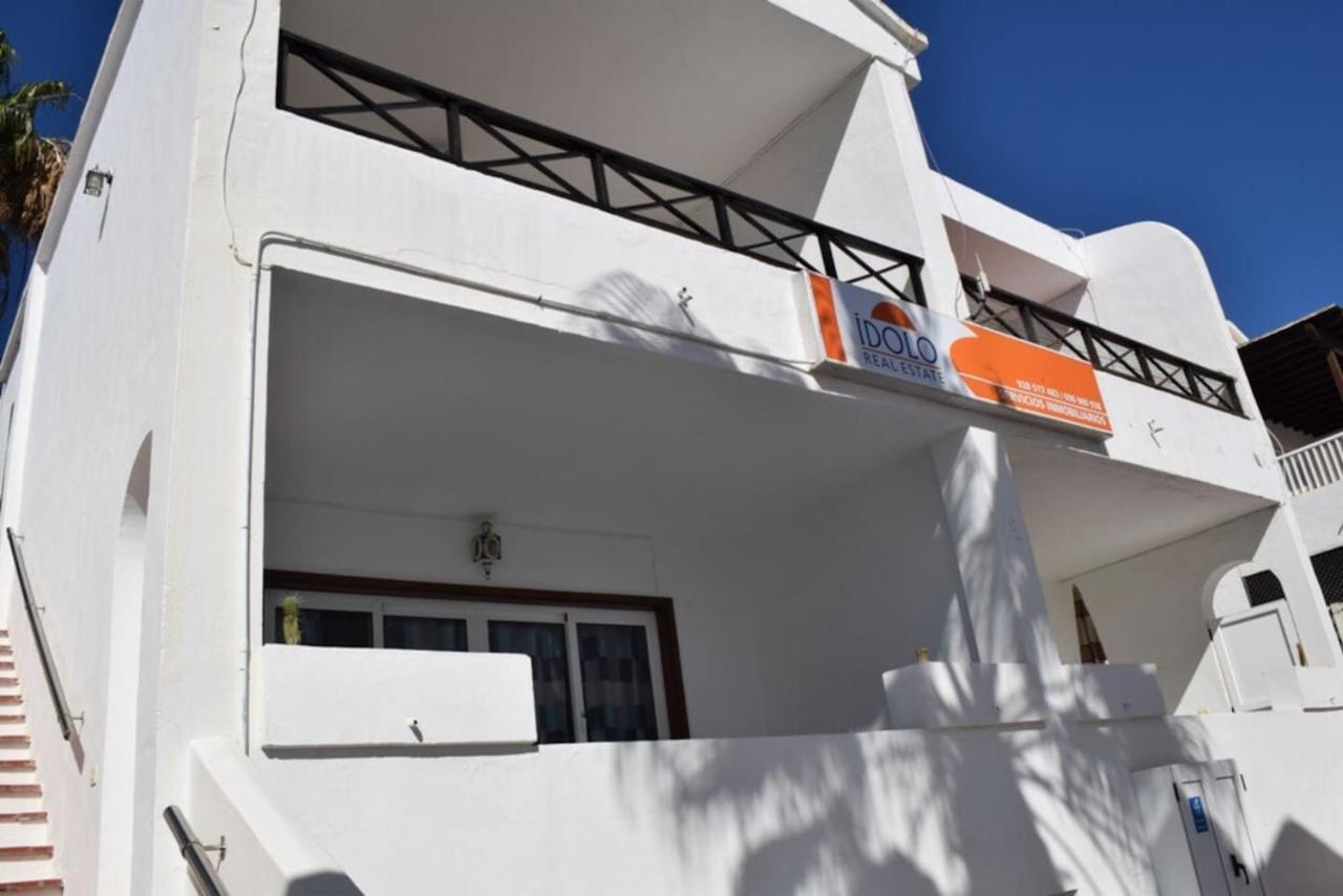 Apartamento Reni Tias Bagian luar foto