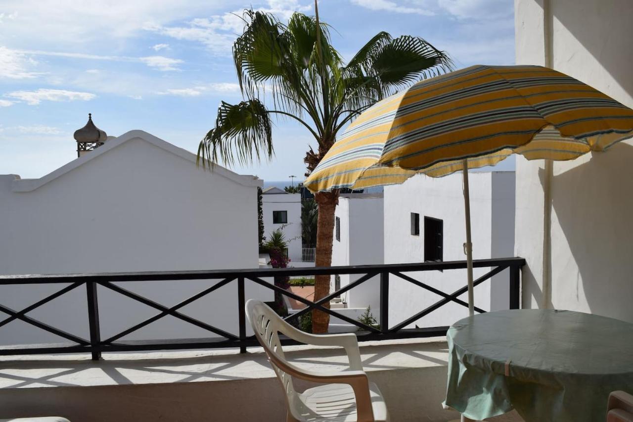 Apartamento Reni Tias Bagian luar foto