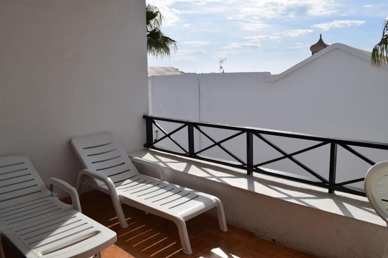 Apartamento Reni Tias Bagian luar foto