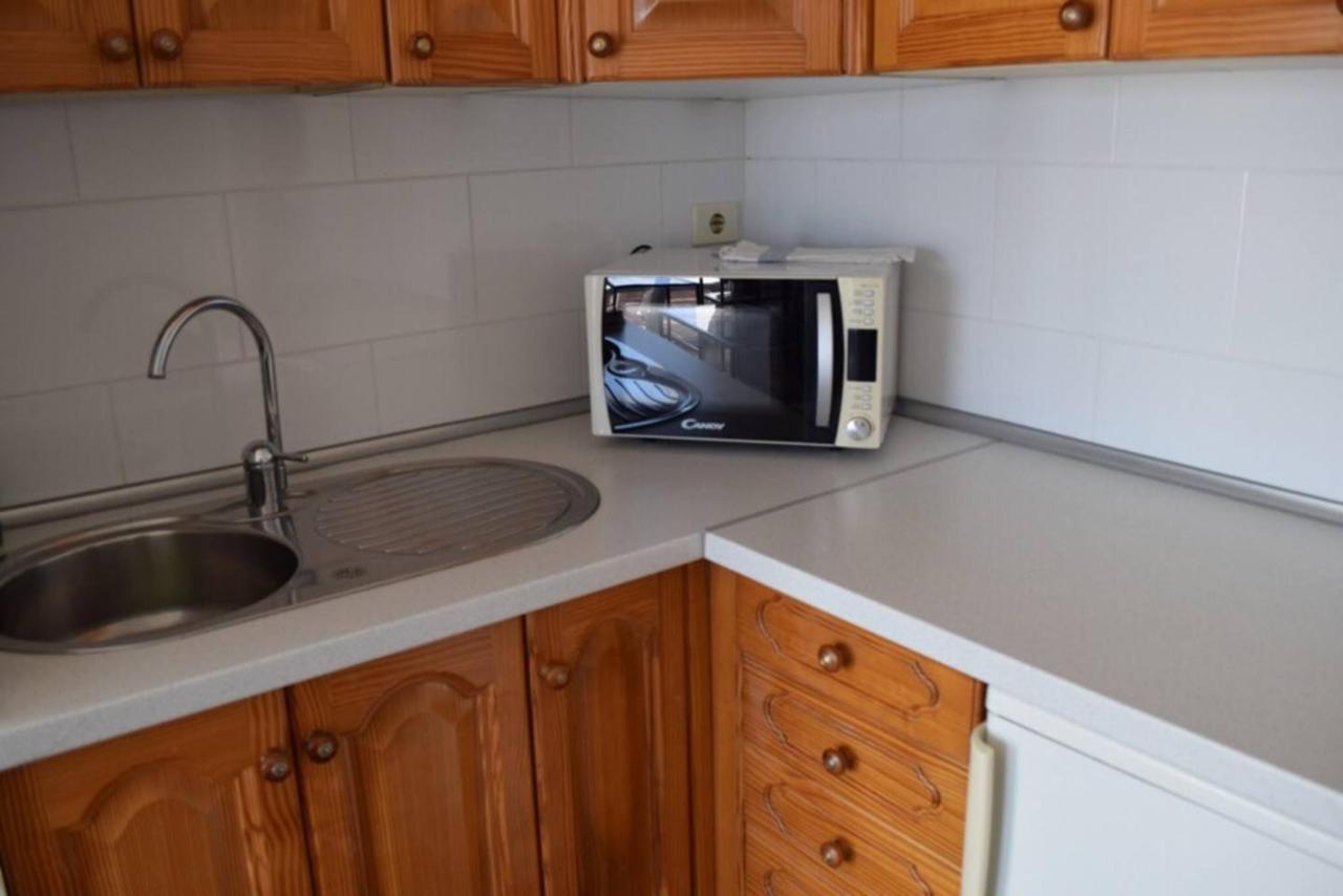 Apartamento Reni Tias Bagian luar foto