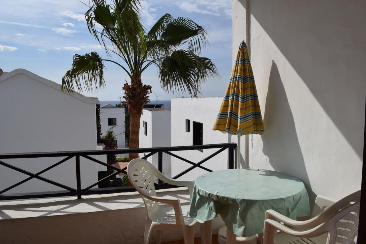 Apartamento Reni Tias Bagian luar foto